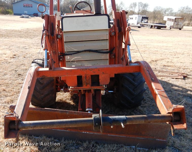 image for item GF9783 1994 Ditch Witch 5110DD cable plow