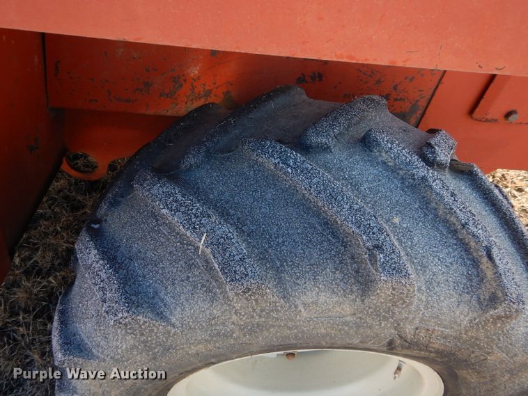 image for item GF9783 1994 Ditch Witch 5110DD cable plow