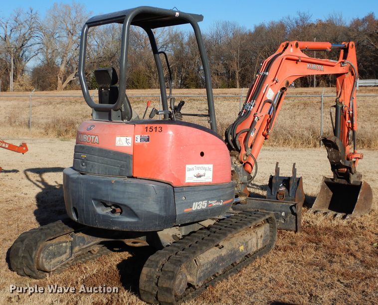 image for item GF9784 2012 Kubota U35 Super Series 2 mini excavator