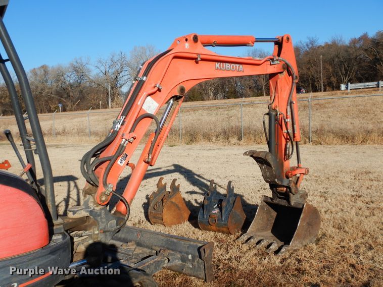 image for item GF9784 2012 Kubota U35 Super Series 2 mini excavator