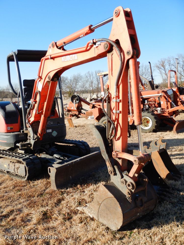 image for item GF9784 2012 Kubota U35 Super Series 2 mini excavator