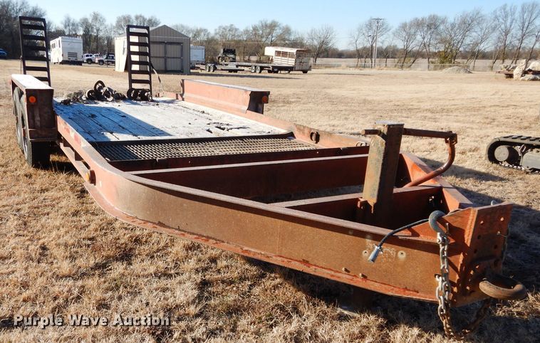 image for item GF9785 2002 Belshe equipment trailer