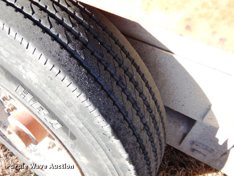 image for item GF9785 2002 Belshe equipment trailer