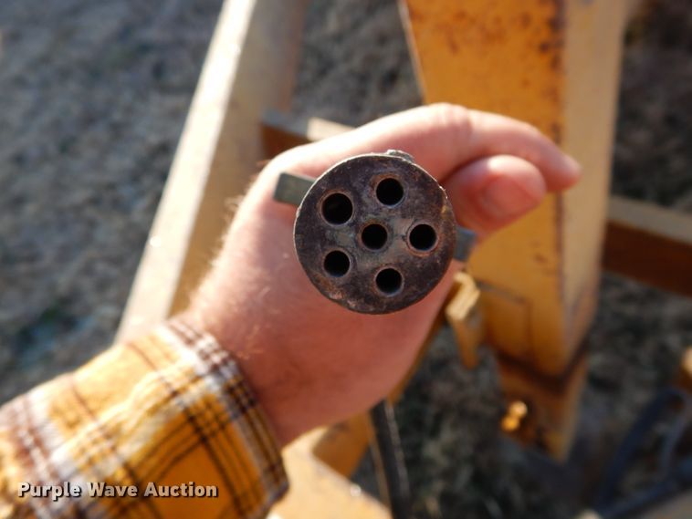 image for item GF9787 2009 Belshe equipment trailer