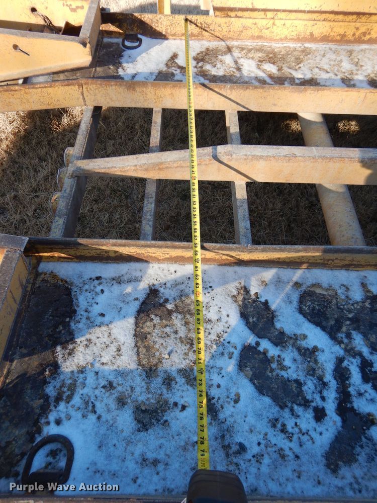 image for item GF9787 2009 Belshe equipment trailer