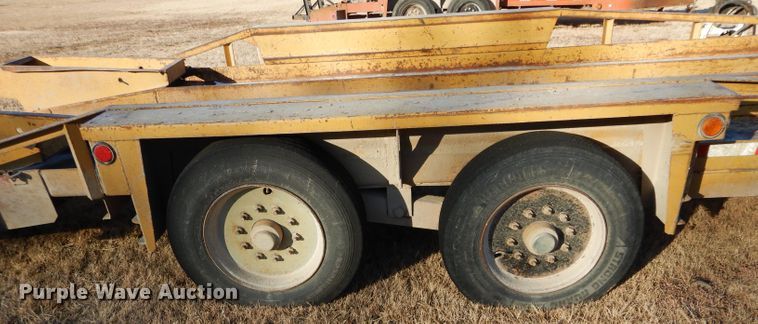 image for item GF9787 2009 Belshe equipment trailer