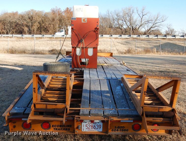 image for item GF9788 2006 Econoline equipment trailer