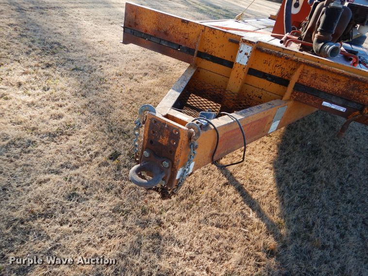 image for item GF9788 2006 Econoline equipment trailer