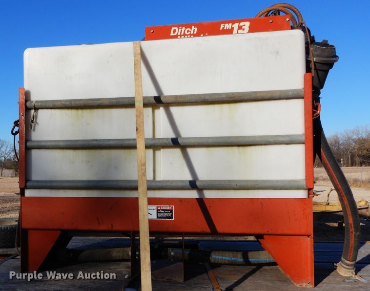 image for item GF9788 2006 Econoline equipment trailer