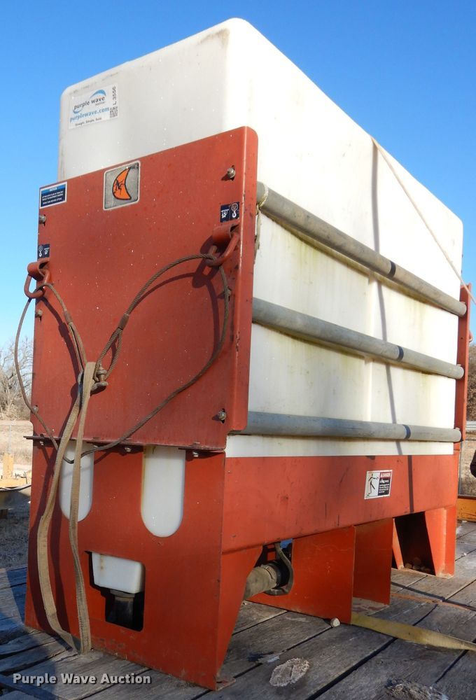 image for item GF9788 2006 Econoline equipment trailer