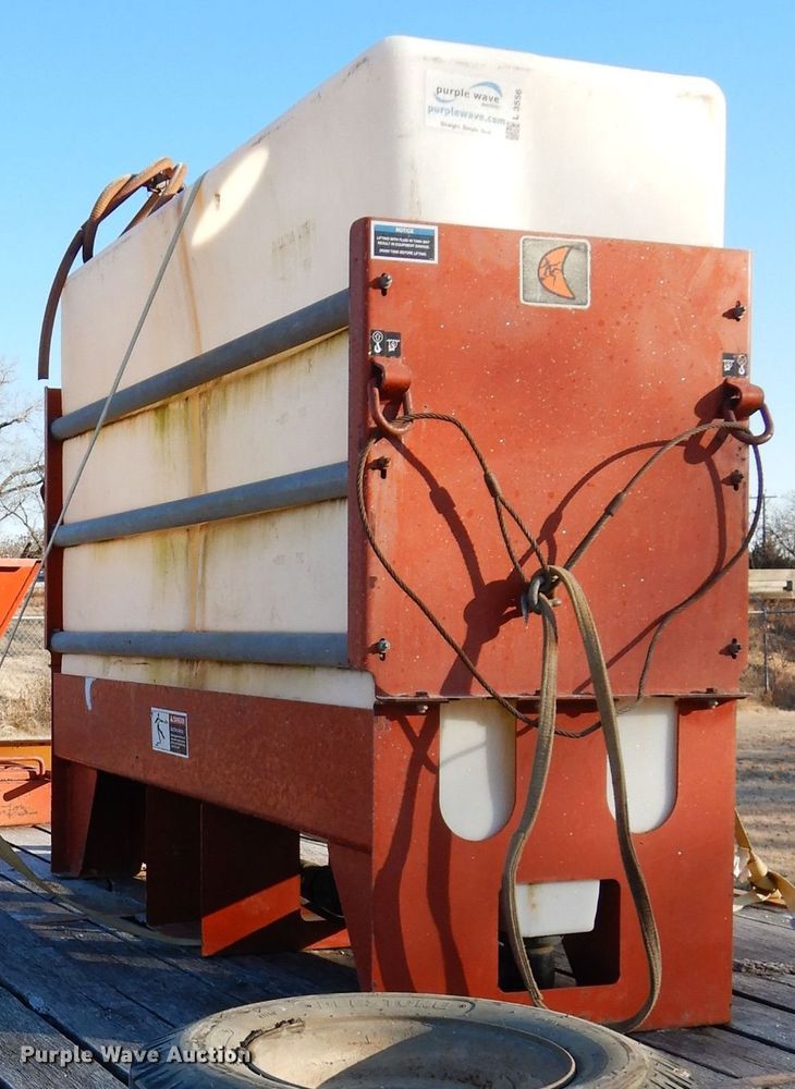 image for item GF9788 2006 Econoline equipment trailer