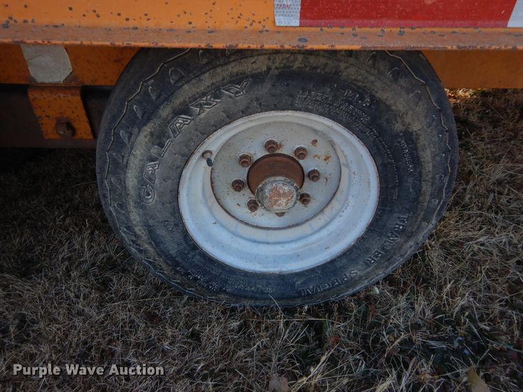 image for item GF9788 2006 Econoline equipment trailer