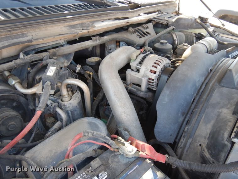 image for item GI9328 2004 Ford F550 Super Duty bucket truck