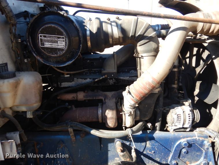 image for item GJ9086 1992 Peterbilt 378 dump truck