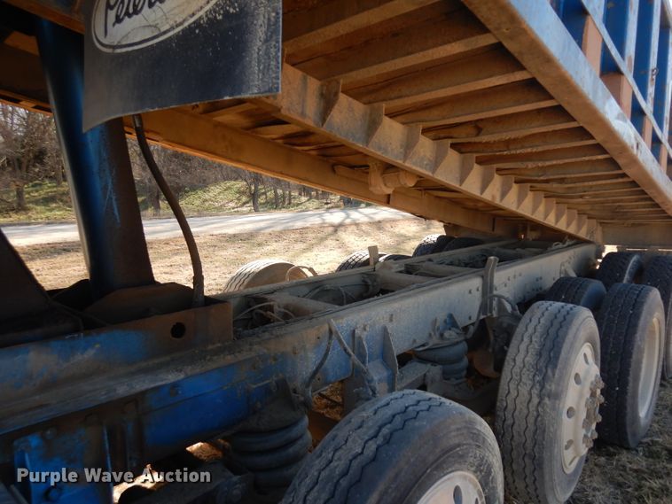 image for item GJ9086 1992 Peterbilt 378 dump truck