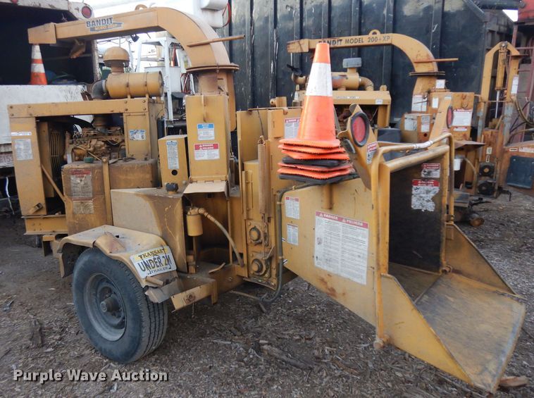 image for item GJ9133 Bandit 200XP wood chipper