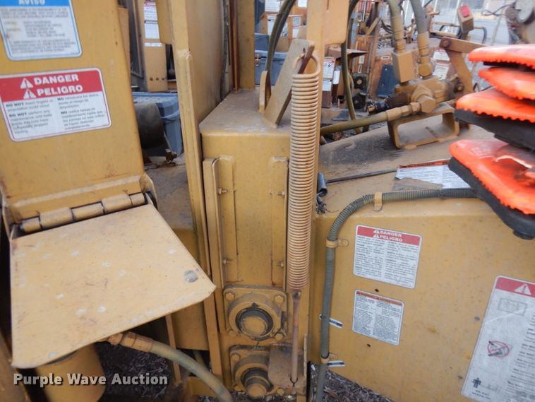 image for item GJ9133 Bandit 200XP wood chipper