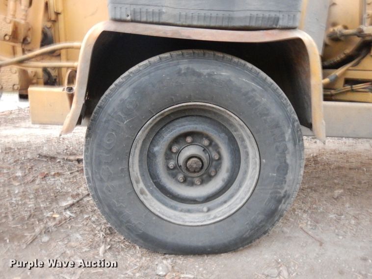 image for item GJ9133 Bandit 200XP wood chipper