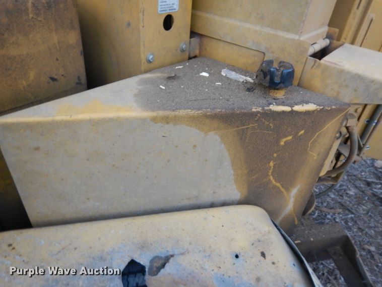 image for item GJ9133 Bandit 200XP wood chipper