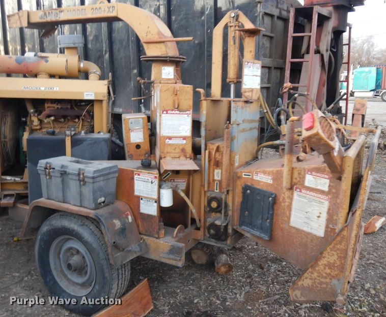 image for item GJ9134 Brush Bandit 200TXP wood chipper