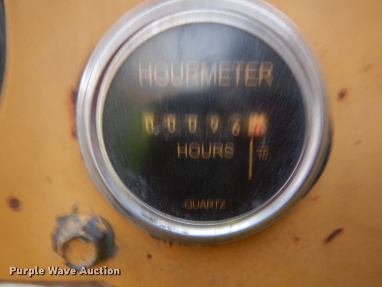 image for item GJ9134 Brush Bandit 200TXP wood chipper