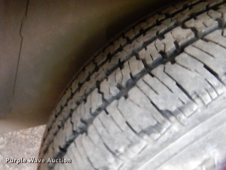 image for item GJ9134 Brush Bandit 200TXP wood chipper