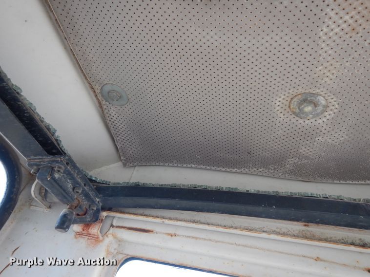 image for item GJ9157 1997 Takeuchi TB070 mini excavator