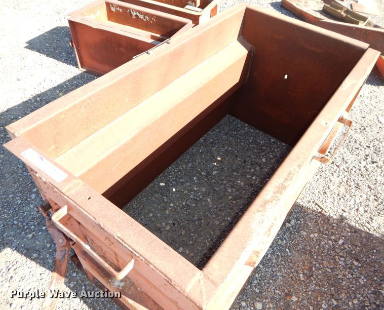 image for item GJ9992 Approximately 10 Design Pro, Inc. concrete block forms