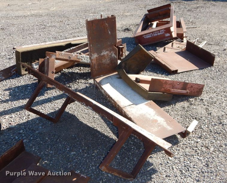 image for item GJ9992 Approximately 10 Design Pro, Inc. concrete block forms