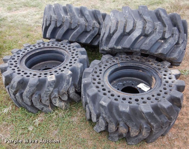 image for item FK9900 (4) 32.5x15-16 tires and wheels