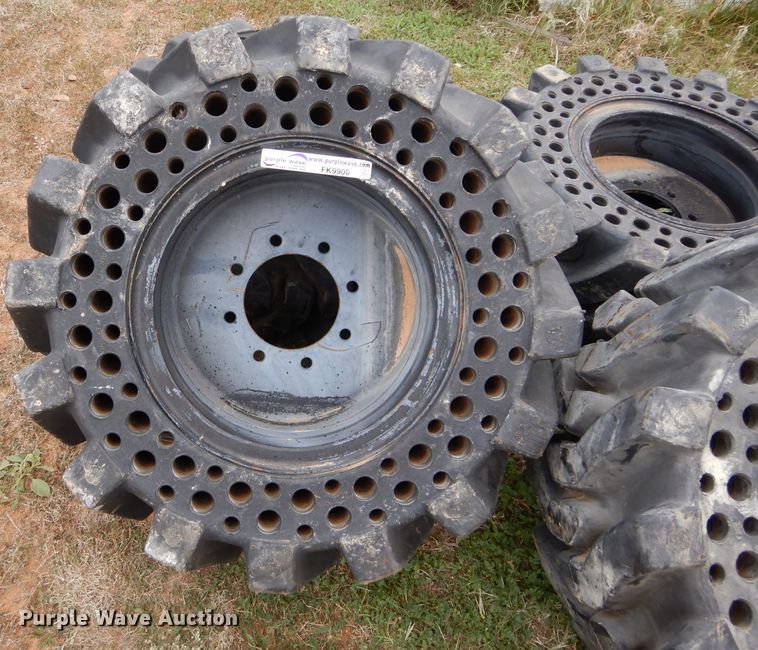 image for item FK9900 (4) 32.5x15-16 tires and wheels