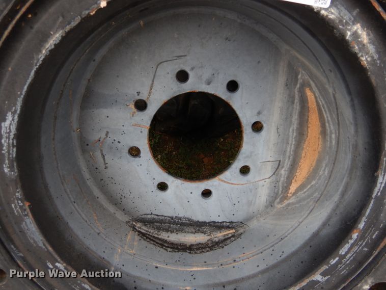 image for item FK9900 (4) 32.5x15-16 tires and wheels