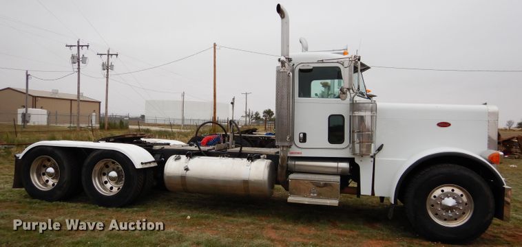image for item FK9907 2007 Peterbilt 379 EXHD semi truck