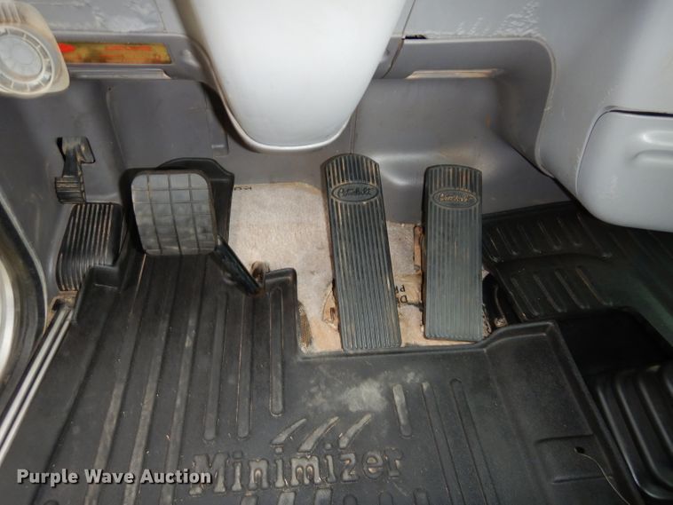 image for item FK9907 2007 Peterbilt 379 EXHD semi truck