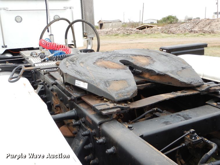 image for item FK9907 2007 Peterbilt 379 EXHD semi truck