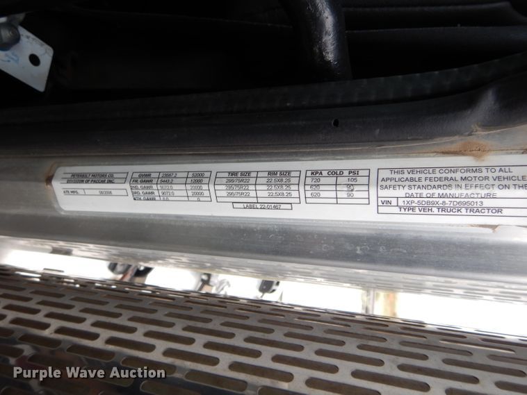 image for item FK9907 2007 Peterbilt 379 EXHD semi truck