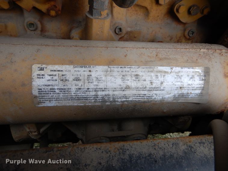 image for item FK9908 2001 Peterbilt 379 EXHD semi truck