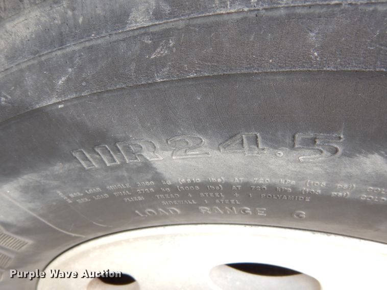 image for item FK9908 2001 Peterbilt 379 EXHD semi truck