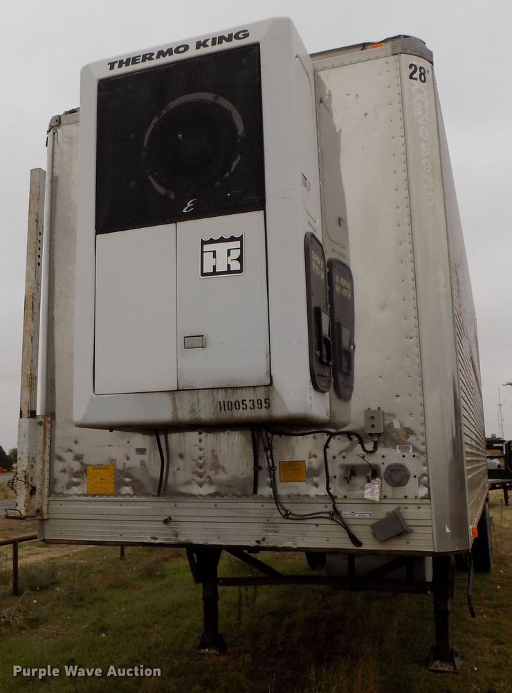 image for item FK9911 2000 Utility Trailers refrigerated van trailer