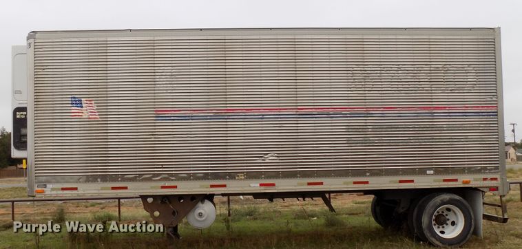 image for item FK9911 2000 Utility Trailers refrigerated van trailer