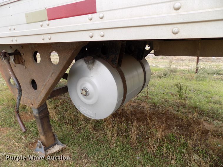 image for item FK9911 2000 Utility Trailers refrigerated van trailer