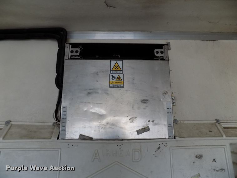 image for item FK9911 2000 Utility Trailers refrigerated van trailer