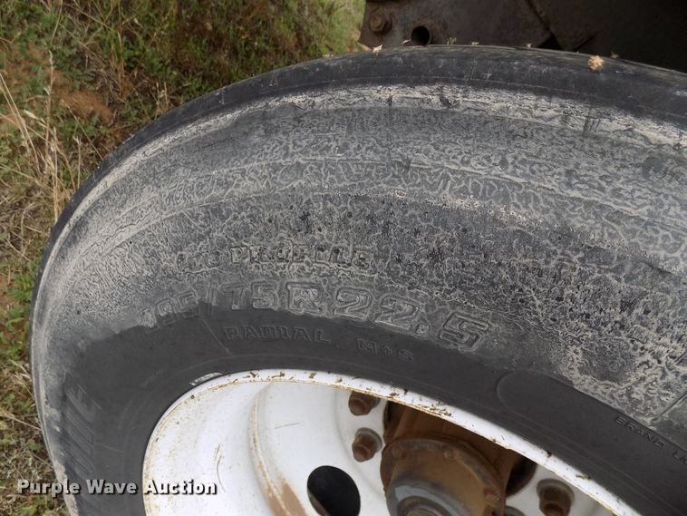 image for item FK9911 2000 Utility Trailers refrigerated van trailer