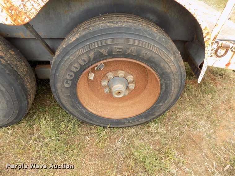 image for item FK9913 2005 Holden equipment trailer