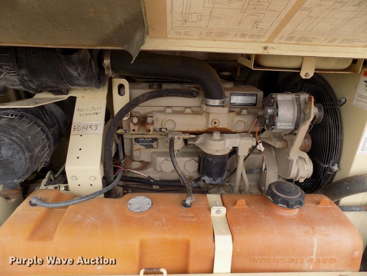 image for item FK9916 1999 Ingersoll Rand P185WJD air compressor