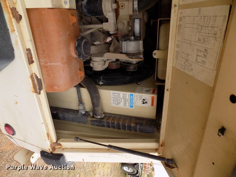 image for item FK9916 1999 Ingersoll Rand P185WJD air compressor