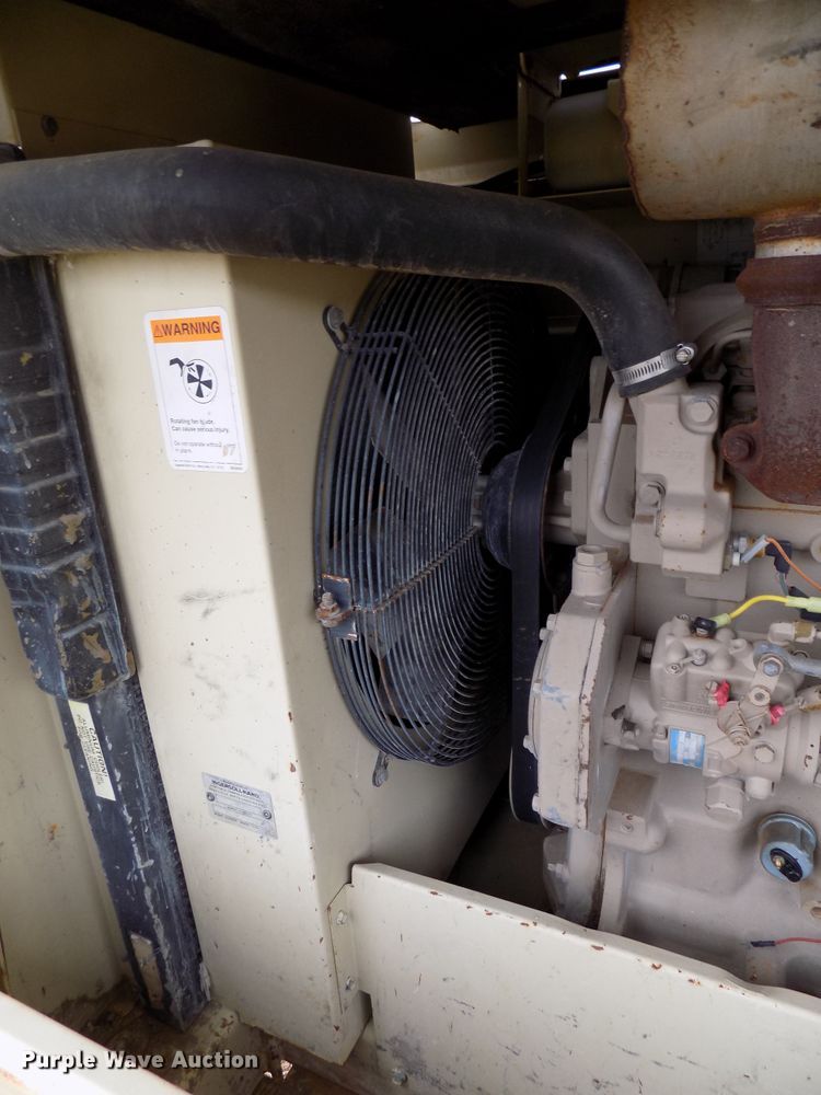 image for item FK9916 1999 Ingersoll Rand P185WJD air compressor