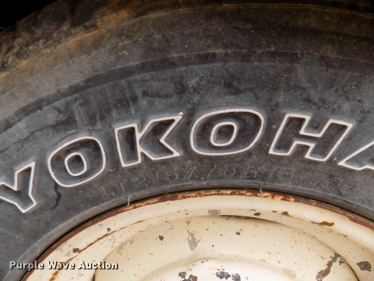 image for item FK9916 1999 Ingersoll Rand P185WJD air compressor