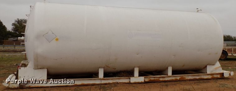 image for item FK9917 Bulk fuel tank