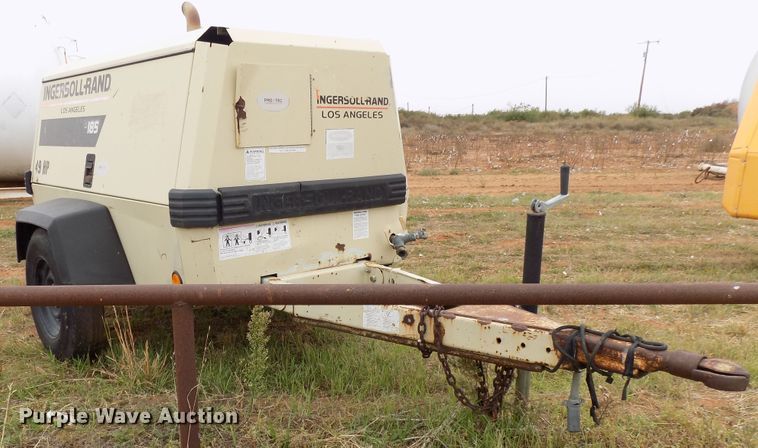 image for item FK9918 1999 Ingersoll Rand P185JD air compressor